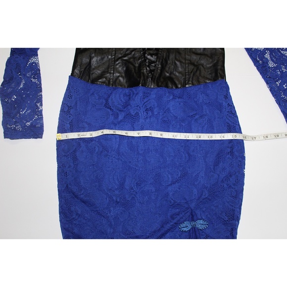 Floral Lace Bodice Solid Dress - Picture 11 of 11